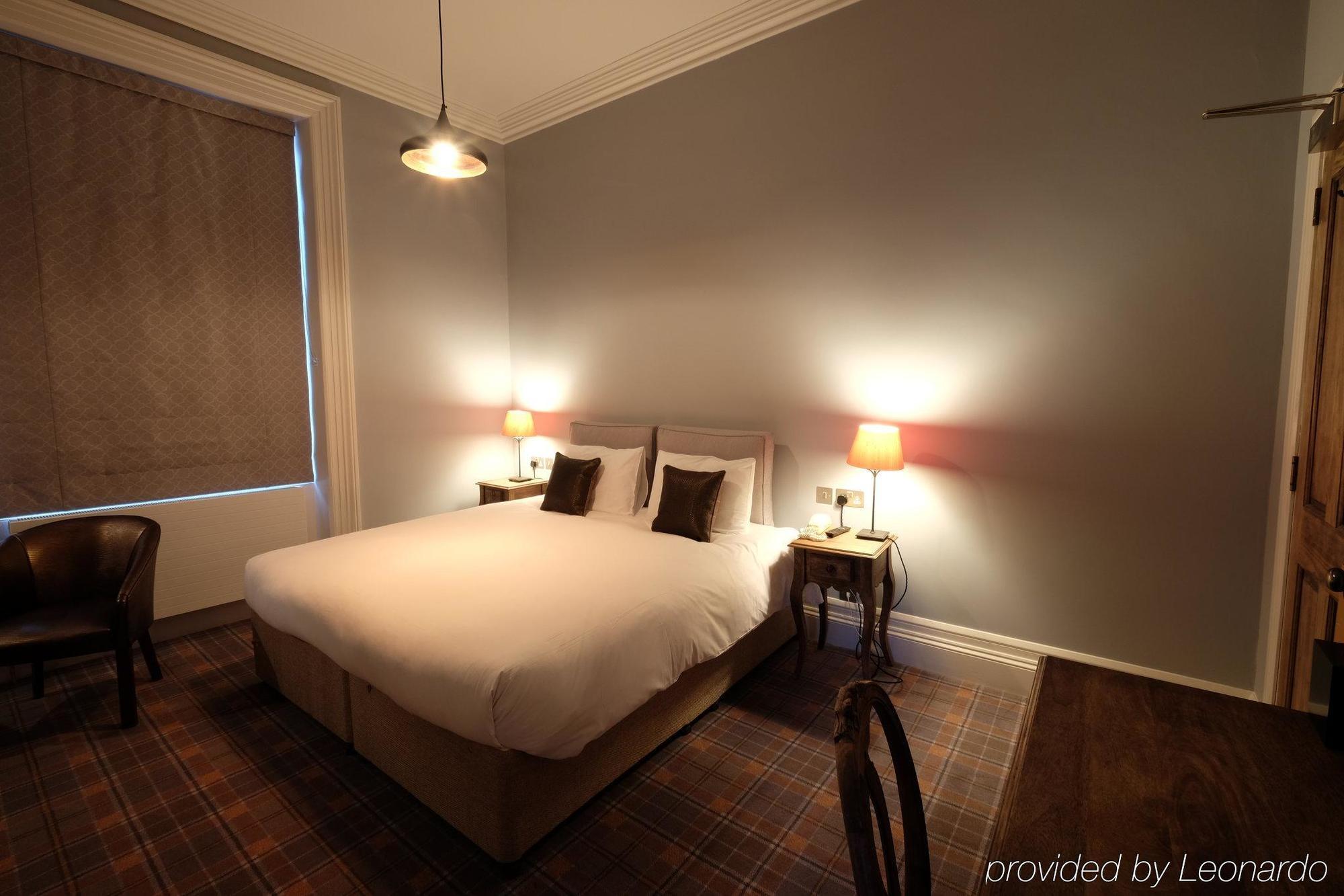 Cotswold Grange Bed & Breakfast Челтнъм Екстериор снимка A room at the hotel
