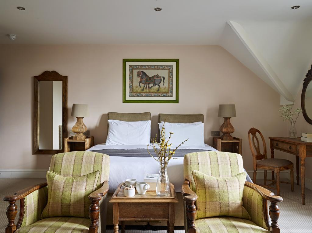 Cotswold Grange Bed & Breakfast Челтнъм Екстериор снимка A bedroom at the hotel